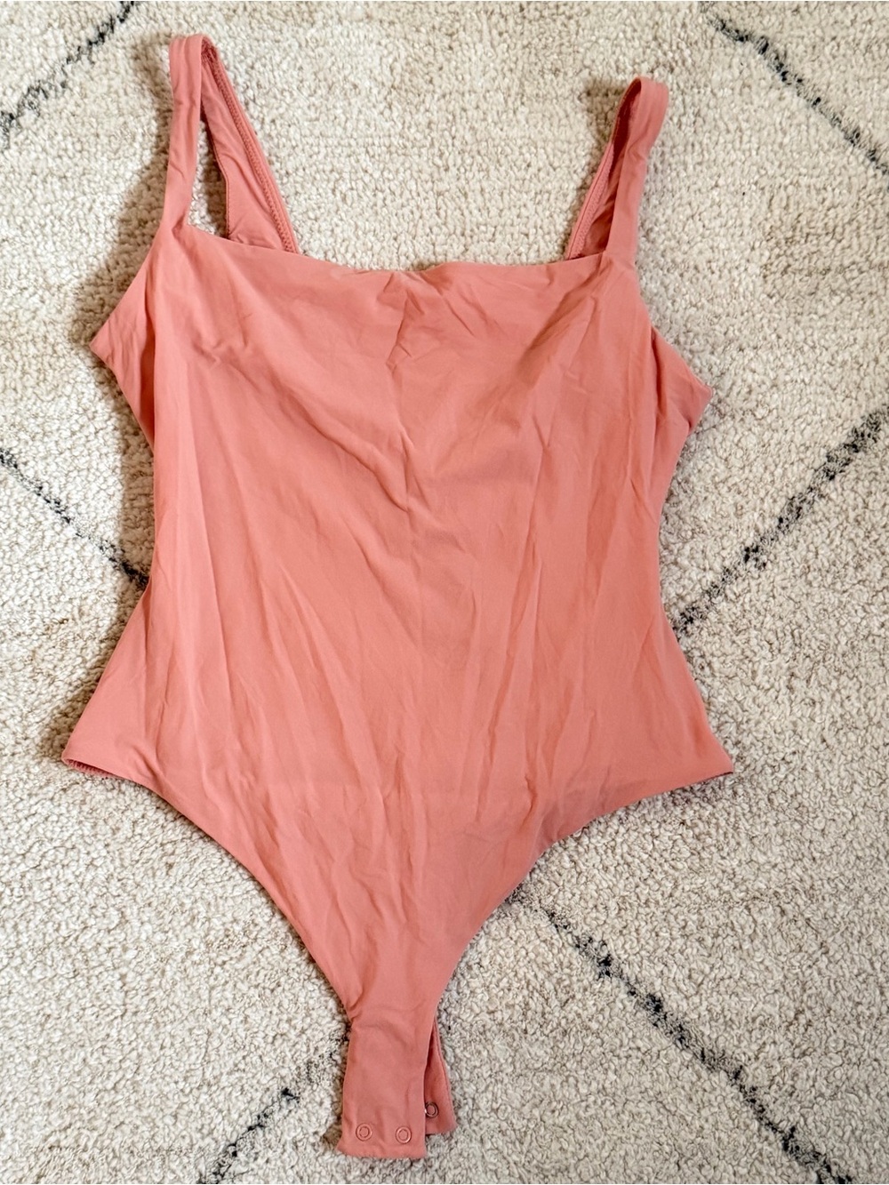 SKIMS Peach Pink Sleeveless Square Neck Bodysuit - Picture 4 of 7